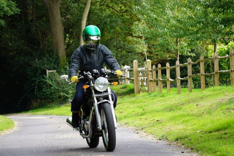 Illustration for article titled Go Thump Yourself: The Royal Enfield Continental GT Is A Time Warp To '60s Awesomeness